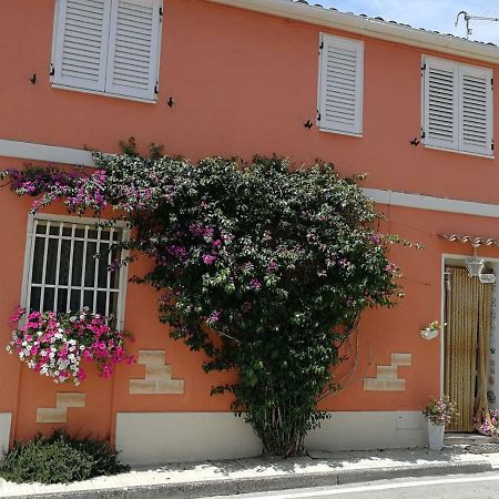 Da Mamma E Papa Sirolo Apartment ภายนอก รูปภาพ